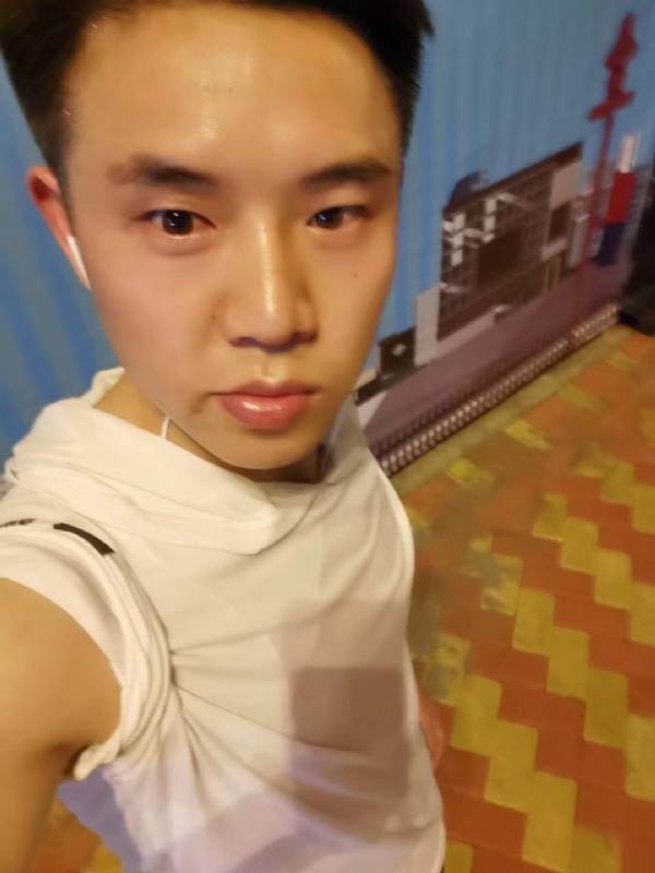 小雷的第一张照片--兴义残疾人相亲网